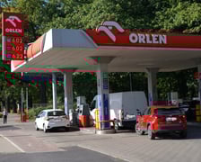 <p>Stacja paliw przy ulicy Lotniczej</p>