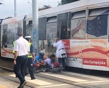 Wypadek na Pułaskiego. Nie jeżdżą tramwaje. Są objazdy i komunikacja zastępcza