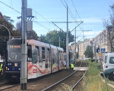 Wypadek na Pułaskiego. Nie jeżdżą tramwaje. Są objazdy i komunikacja zastępcza