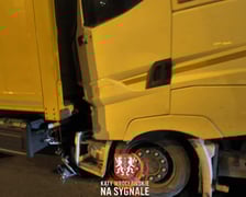 <p>Wypadek na AOW - zderzyły się cztery samochody w tym osob&oacute;wka i trzy ciężarowe - 18 września</p>