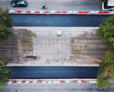 <p>Remont Powstańc&oacute;w Śląskich, 26.09.2025. Pierwsza warstwa asfaltobetonu na odnicku między Wielką a rondem.</p>