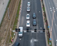 Widok z lotu ptaka na skrzyżowanie Powstańców Śląskich z Krzycką i Waligórskiego. Zdjęcia z 28.03.2026 r.