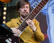 Koncert Sitartronic/Pekoslavsky na wrocławskim Rynku