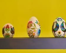 <p>Na zdjęciu pisanki na wystawie w Muzeum Etnograficznym, Oddziale Muzeum Narodowego&nbsp;</p>