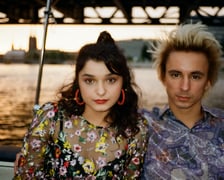 <p>Zora (Natalia Szmidt) i Kosa (Mateusz Okuła) na Odrze</p>