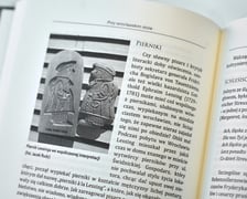 <p>Strona z książki z popularnym we Wrocławiu piernikiem</p>