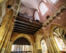 <p>Organy w katedrze wrocławskiej przed remontem &ndash; empora</p>