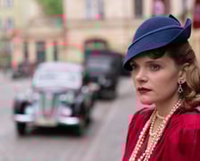 <p>Serial &bdquo;Breslau&rdquo; kręcono we Wrocławiu &ndash; tu bohaterka na ulicy Szajnochy&nbsp;</p>