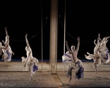 <p>Spektakl z japońskiej grupy butoh</p>