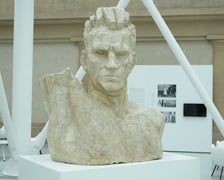 <p>&bdquo;Popiersie robotnika&rdquo; udostępnione zwiedzającym po konserwacji zobaczymy w Pawilonie Czterech Kopuł&nbsp;</p>