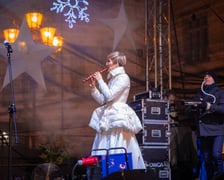 <p>Koncert Magdy Steczkowskiej na wrocławskim Rynku</p>