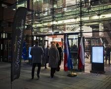 <p>Noworoczny Koncert z Wrocławia&nbsp;10 stycznia w NFM będzie retransmitowany w TVP 2 już 17 stycznia</p>