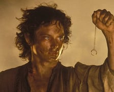 Kadr z jednego z filmów składających się na trylogię "Władca PIerścieni"