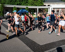 Uczestnicy finałowego treningu przed 12. Tarczyński Nocnym Wrocław Półmaratonem, 27 maja 2026 r.