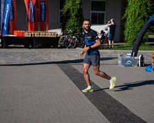 Uczestnicy finałowego treningu przed 12. Tarczyński Nocnym Wrocław Półmaratonem, 27 maja 2026 r.