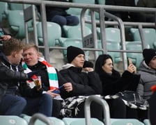 Na zdjęciu kibice Śląska na stadionie Tarczyński Arena, 28.01.2023