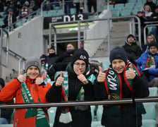 Na zdjęciu kibice Śląska na stadionie Tarczyński Arena, 28.01.2023