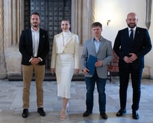 wręczenie nagród sportowcom i trenerom w Starym Ratuszu