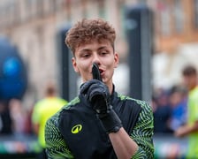 Pokazowy mecz w strefie Fan Festival w rynku, 28 maja 2025