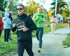 <p>Halloweenowy bieg Radia Wrocław. Park Skowroni, 26.10.2025</p>