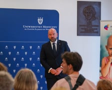 <p>Uroczystość wręczenia medalu Merito di Wratislavia - Zasłużony dla Wrocławia, for. Bernardzie Kazanowskiej. Przylądek Nadziei, 10.06.2026</p>