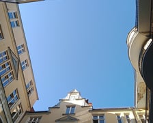 Niebo Cafe. Ul. Ruska 51 B Jak jest w Niebie? Jak w niebie! ?Koncerty, wydarzenia kulturalne, karaoke, stand up i rzeka dobrych wspomnień? ? czytamy na FB.