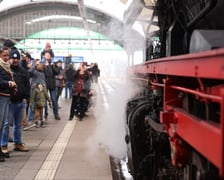 zabytkowy parowóz na Dworcu Głównym we Wrocławiu, 3.12.2022
