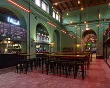 <p>Hala Świebodzki. Adres: plac Orląt Lwowskich 20B.</p>