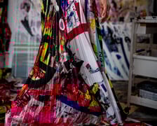 spódnica "Bang" zaprojektowana przez wrocławskiego artystę Krzysztofa Cichonia