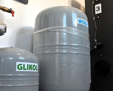 Ekologia i oszczędność - to kogeneracyjna instalacja grzewcza w SM Wrocław-Południe w bloku między ul. Skwierzyńską i Stysia.