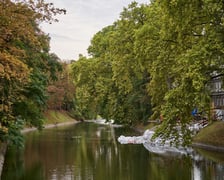 Fosa miejska i okolice, miejsce po Kładce św. Antoniego, październik 2023