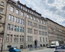 <p class="MsoNormal">Budynek liceum przy ul. Świstackiego</p>