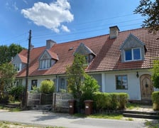 <p class="MsoNormal">Osiedle domk&oacute;w na Praczach Odrzańskich, ul. Pracka 5-8.</p>