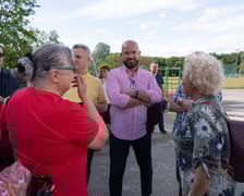 Spotkanie mieszkańców osiedla Kuźniki z prezydentem Wrocławia, Jackiem Sutrykiem