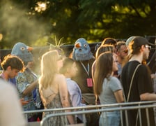 WROsoud odbędzie się 19 i 20 lipca na pl. Społecznym. Bilety w cenie 119 zł – jednodniowy, 219 zł – dwudniowy. Więcej: www.wrosound.com