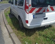 <p>Przykłady niezgodnego z prawem parkowania</p>