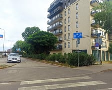 <p>Przykłady nieprawidłowego parkowania samochod&oacute;w</p>