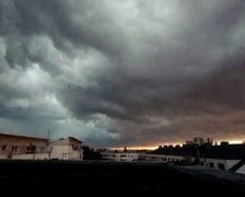 <p>Partynice. Burzowe niebo nad Wrocławiem 10 lipca</p>