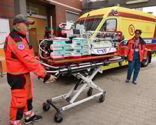 Wojewódzki Szpital Specjalistyczny im. J. Gromkowskiego uruchamia nową karetkę neonatologiczną