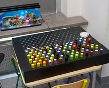 <p>Sala integracji sensorycznej w przedszkolu integracyjnym nr 35 &bdquo;Tęczowy Domek&rdquo; przy ul. gen. K. Pułaskiego prezentowana podczas konferencji zorganizowanej 23 sierpnia z okazji uruchomienia we Wrocławiu 35 nowych sal</p>