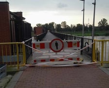 Most  i jaz zamknięte ze względu na bezpieczeństwo