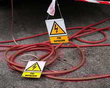 Trwa usuwanie awarii prądu na osiedlu Ratyń