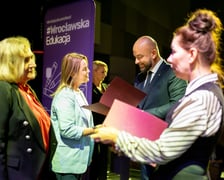 Wrocławski Dzień Edukacji Narodowej 2024. Wyróżnienia dla nauczycieli