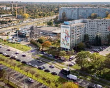 Grafika na wieżowcu przy ul. Krynickiej 2 we Wrocławiu