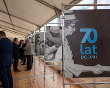 <p>Uroczystość wmurowania kamienia węgielnego pod nowy szpital onkologiczny we Wrocławiu</p>