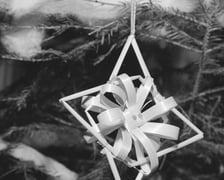 Ozdoby choinkowe i stroiki świąteczne w lat 60. i 70. XX wieku