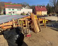 <p>Pierwsze prace zabezpieczające wykonano już na zabytkowym moście św. Jana w Lądku-Zdroju.</p>