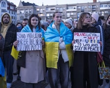 <p>Wiec w trzecią rocznicę rosyjskiej napaści na Ukrainę. Plac Nowy Targ, 24 luty 2025</p>