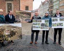 <p>Od lewej: Katarzyna Szymczak-Pomianowska, Michał Młyńczak, Przemysław Matyja, Jacek M&oacute;l i Mikołaj Czerwiński</p>