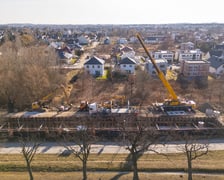 <p>Budowa zbiornika retencyjnego na Jagodnie, widok z drona</p>